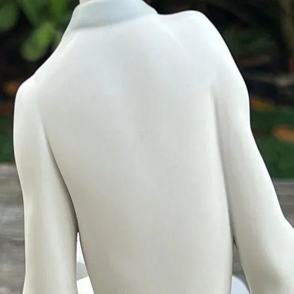 Lladro Matte Hebrew Student Jewish Boy with Book 4684 Bar Mitzvah Siddur Judacia - Picture 10 of 13